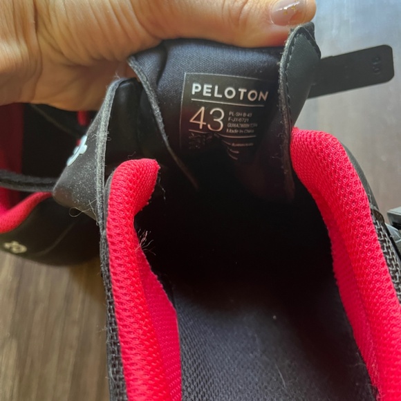 Peloton Cycling Shoes - Men’s size 10 - Picture 3 of 3